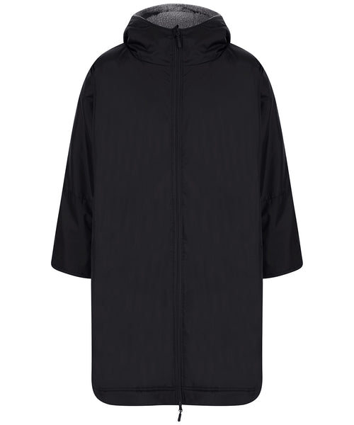 All-weather robe