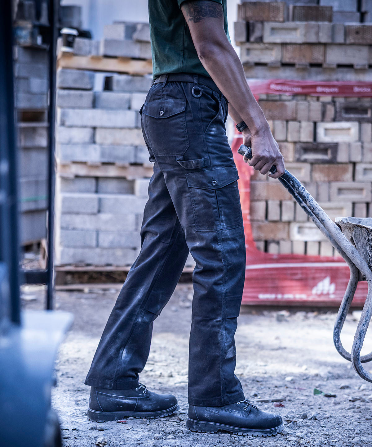 Pro cargo trousers